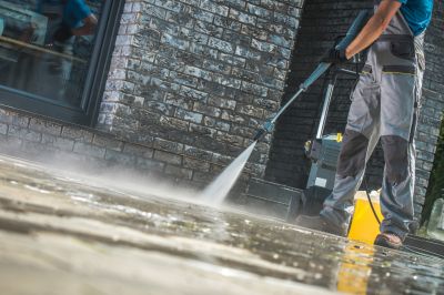 Powerwashing Equipment in Action